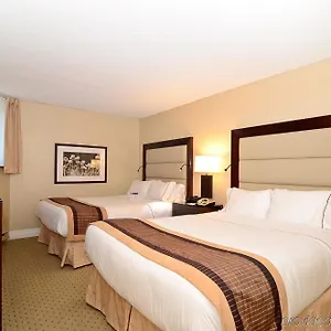 *** Hotel At Bay Canada